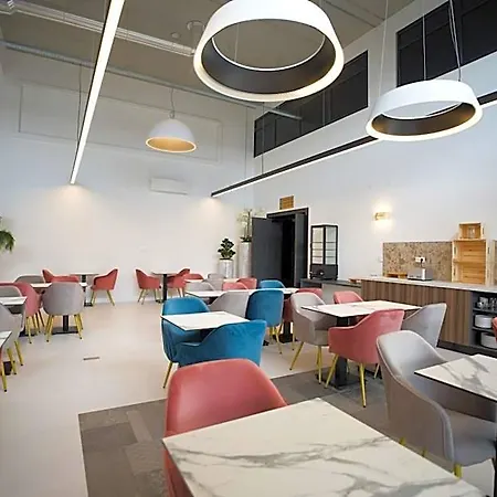 Arrow Euroairport Bale Mulhouse 3*
